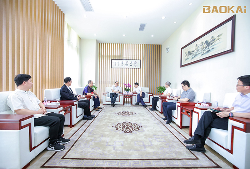 新聞 | 熱烈慶?！氨本┼]電大學(xué)&寶開(kāi)智能”聯(lián)合實(shí)驗(yàn)室、寶開(kāi)研究院正式成立！