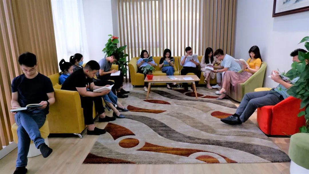 感受文字之美，共享閱讀之樂 | 寶開與燎申智城共同舉辦成長專場讀書活動