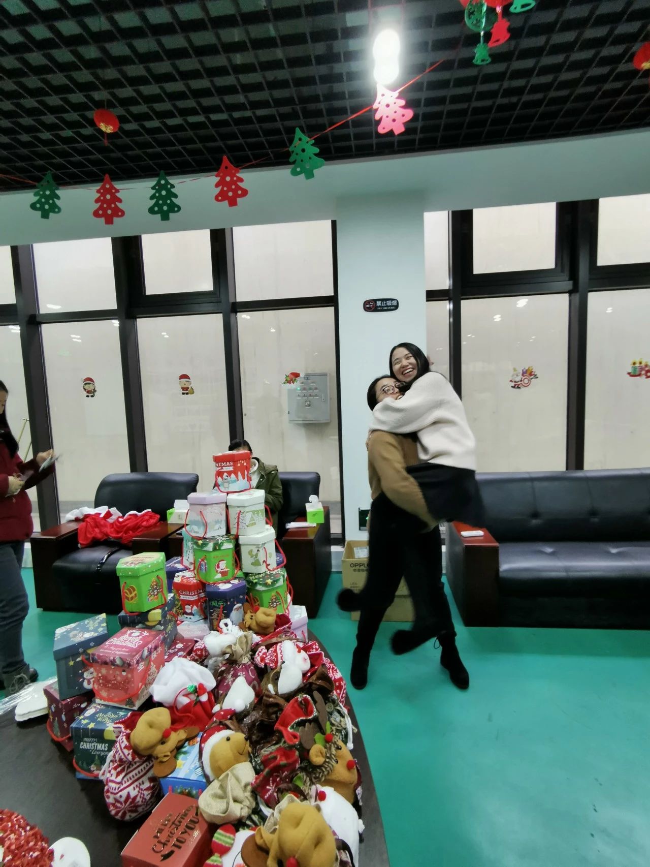 圣誕主題生日趴 | 濃情暖意平安夜，誕愿有你共前行