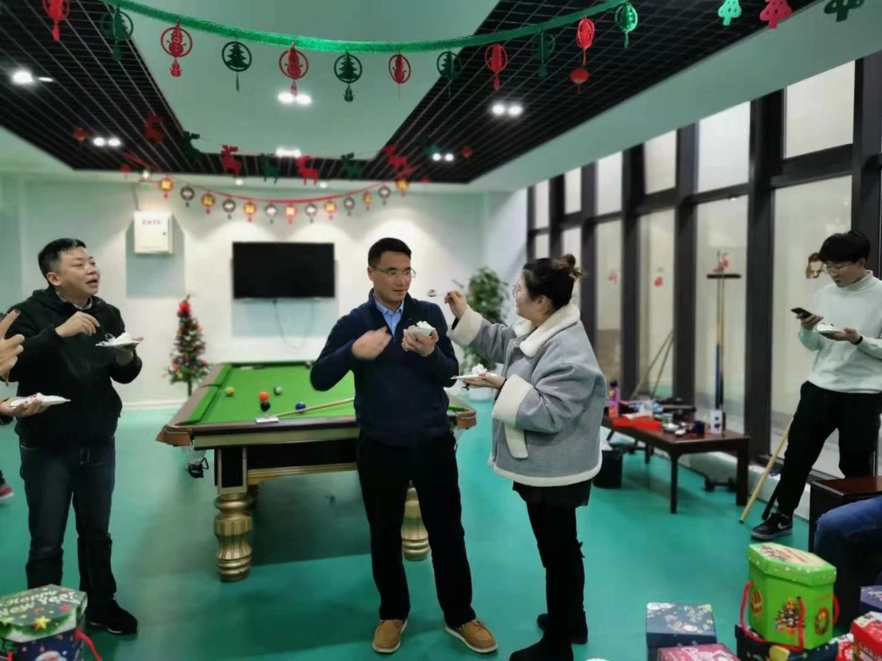 圣誕主題生日趴 | 濃情暖意平安夜，誕愿有你共前行