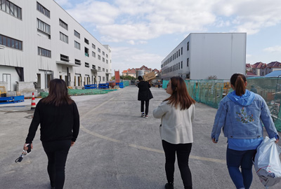 11月中旬，寶開工會(huì)組織開展“走一線、送溫暖”關(guān)愛員工暖冬行動(dòng)。