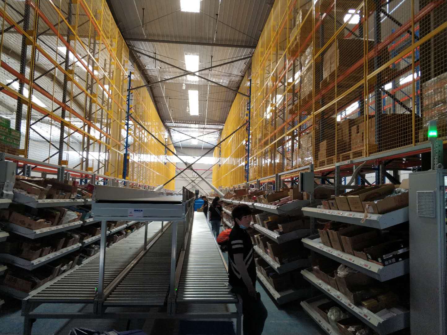 現(xiàn)場(chǎng)報(bào)道 | 便利蜂北京倉(cāng)常溫庫(kù)、冷藏庫(kù)項(xiàng)目完美收官