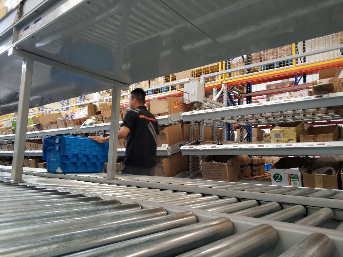 現(xiàn)場(chǎng)報(bào)道 | 便利蜂北京倉(cāng)常溫庫(kù)、冷藏庫(kù)項(xiàng)目完美收官