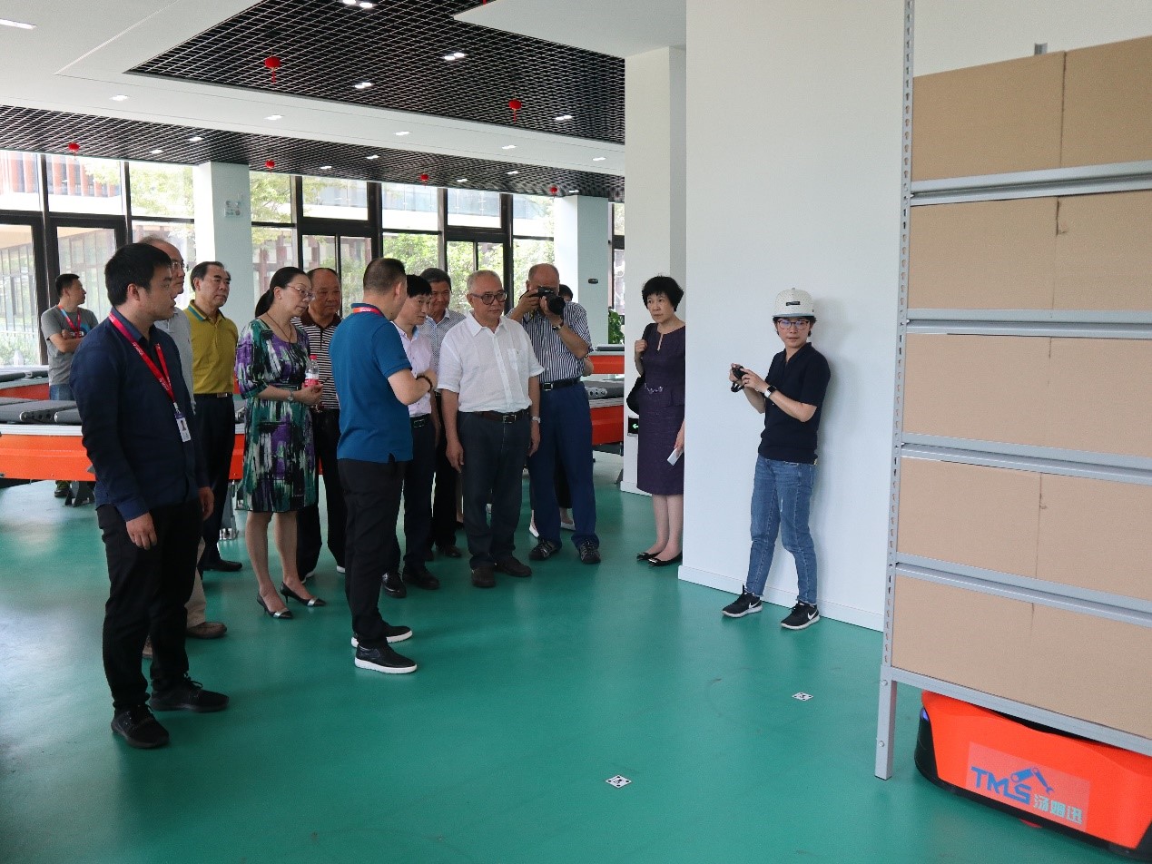 新聞 | 無錫市原政協(xié)領(lǐng)導(dǎo)、吳涇鎮(zhèn)黨委領(lǐng)導(dǎo)一行蒞臨寶開參觀考察