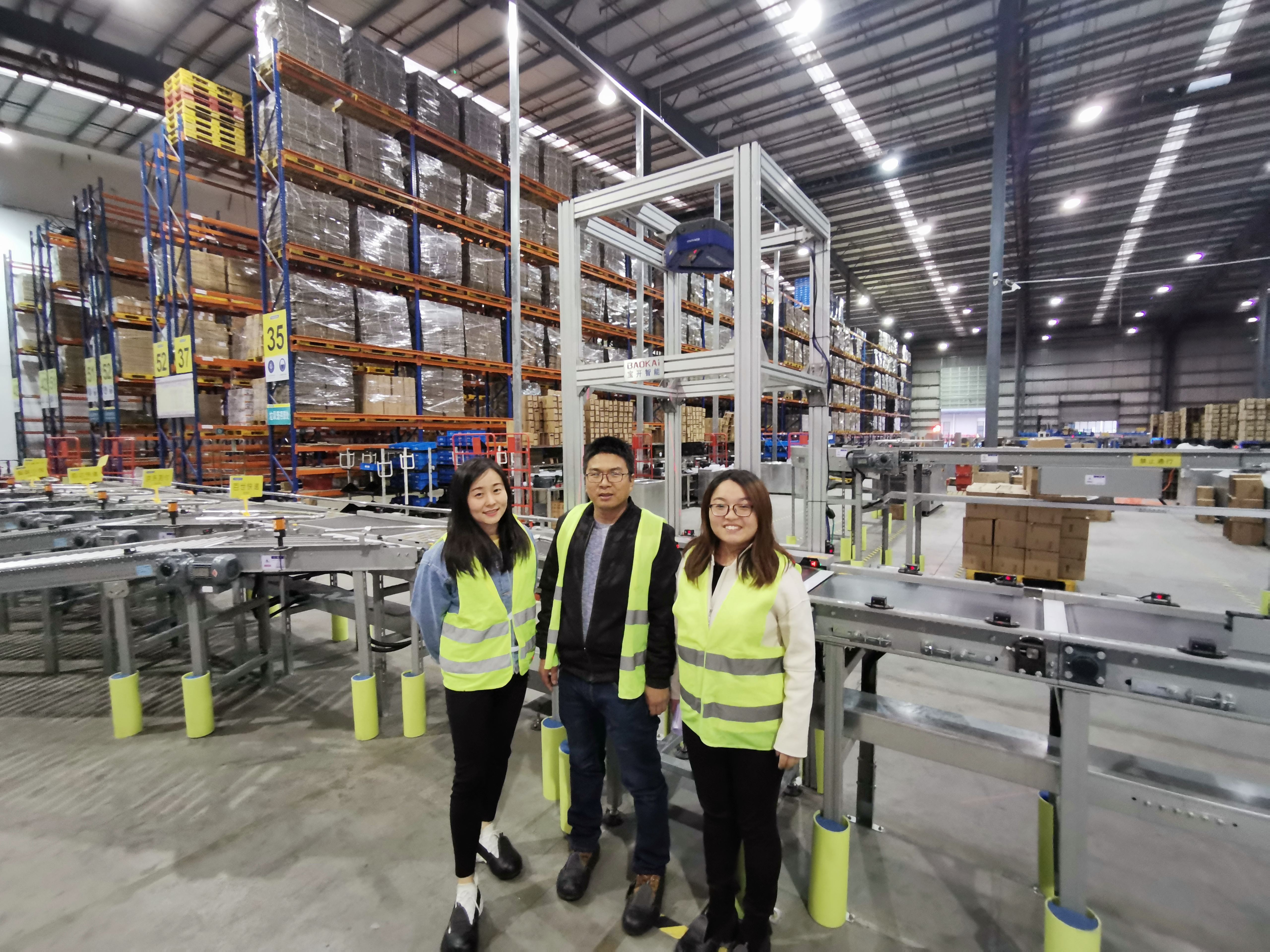 11月中旬，寶開工會(huì)組織開展“走一線、送溫暖”關(guān)愛員工暖冬行動(dòng)。