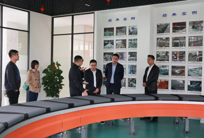 簡訊 | 浙江省紹興市柯橋區(qū)發(fā)改局、招商局領(lǐng)導(dǎo)蒞臨寶開參觀考察