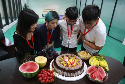 八月未央，歡聚一夏 | 寶開集體生日會(huì)：共享歡樂時(shí)刻