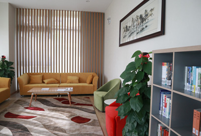 企業(yè)書香 | 寶開新建職工書屋，“小書屋”構(gòu)建精神“大家園”