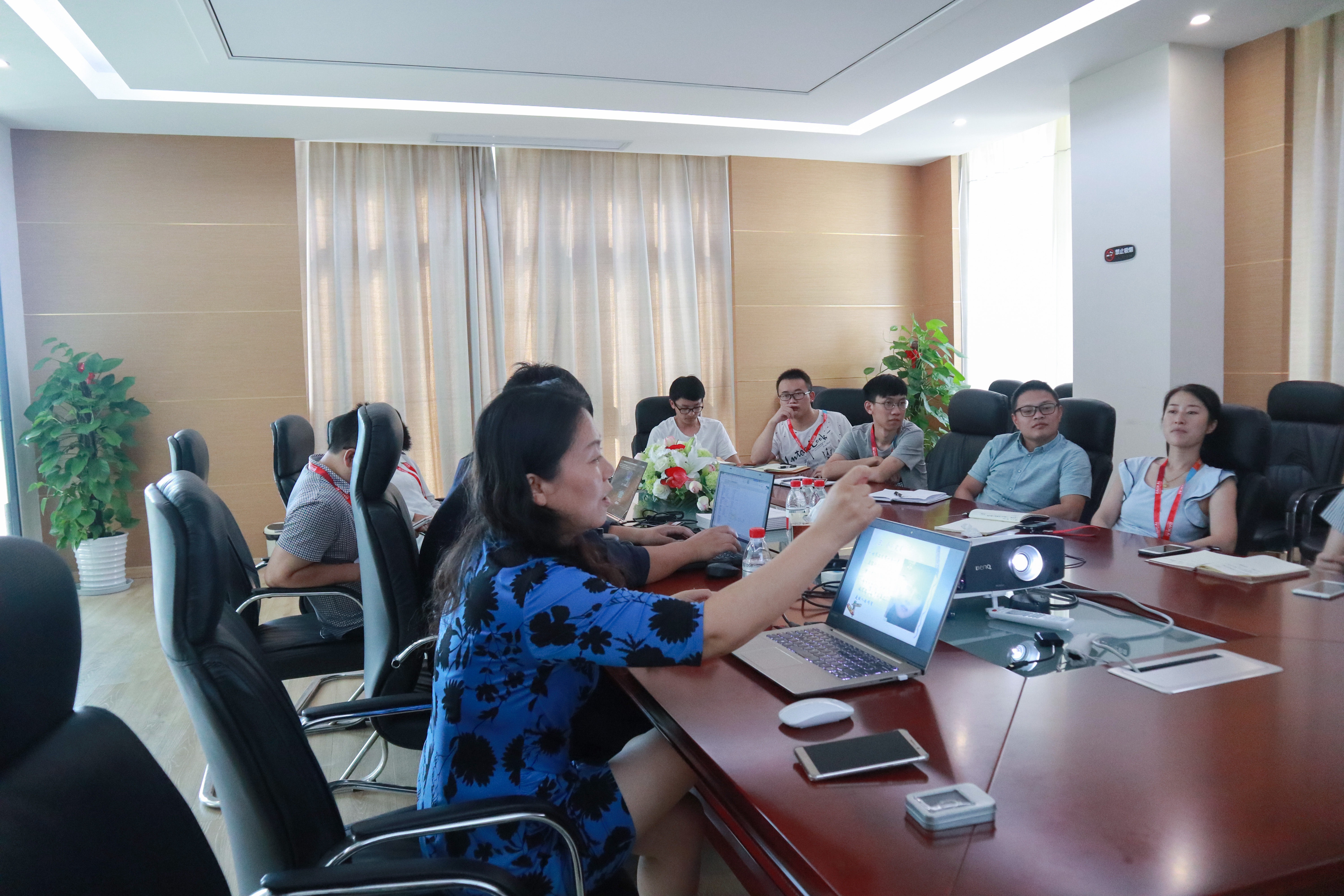 助力成長(zhǎng)·從心出發(fā) | 寶開(kāi)舉辦專(zhuān)題心理講座，助員工疏導(dǎo)壓力