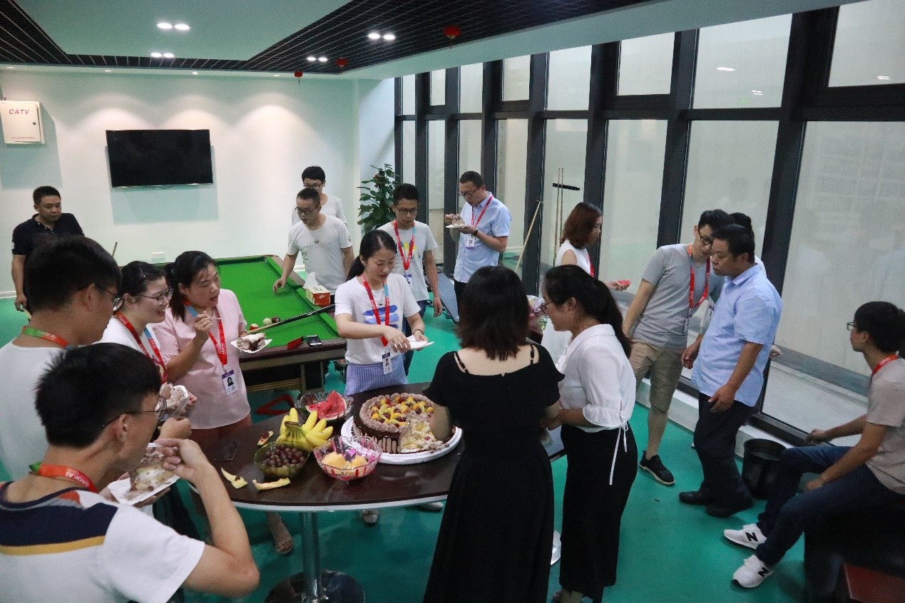 八月未央，歡聚一夏 | 寶開集體生日會(huì)：共享歡樂時(shí)刻