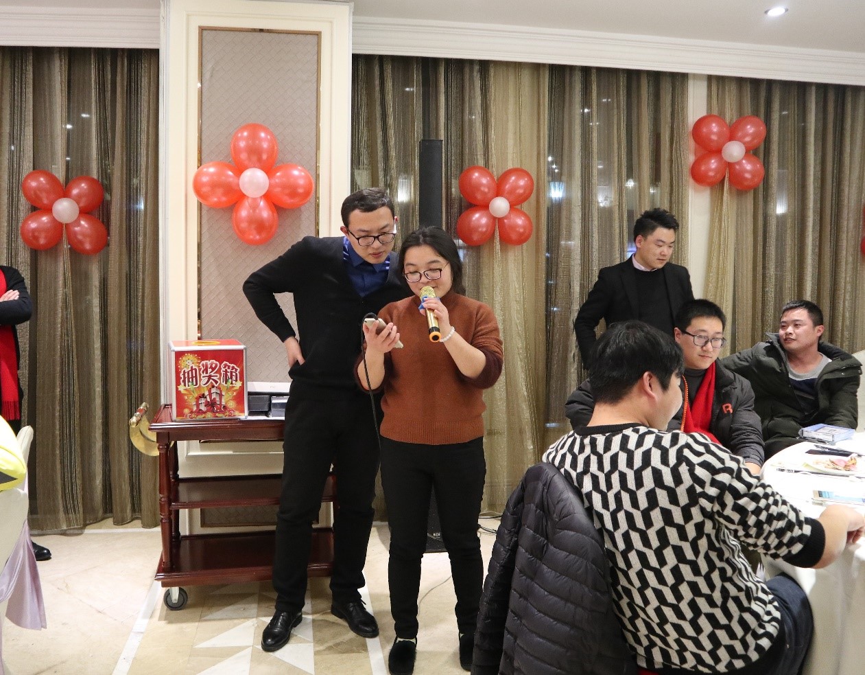 新聞 | “不忘初心創(chuàng)輝煌，牢記使命迎挑戰(zhàn)”寶開年會系列活動報道