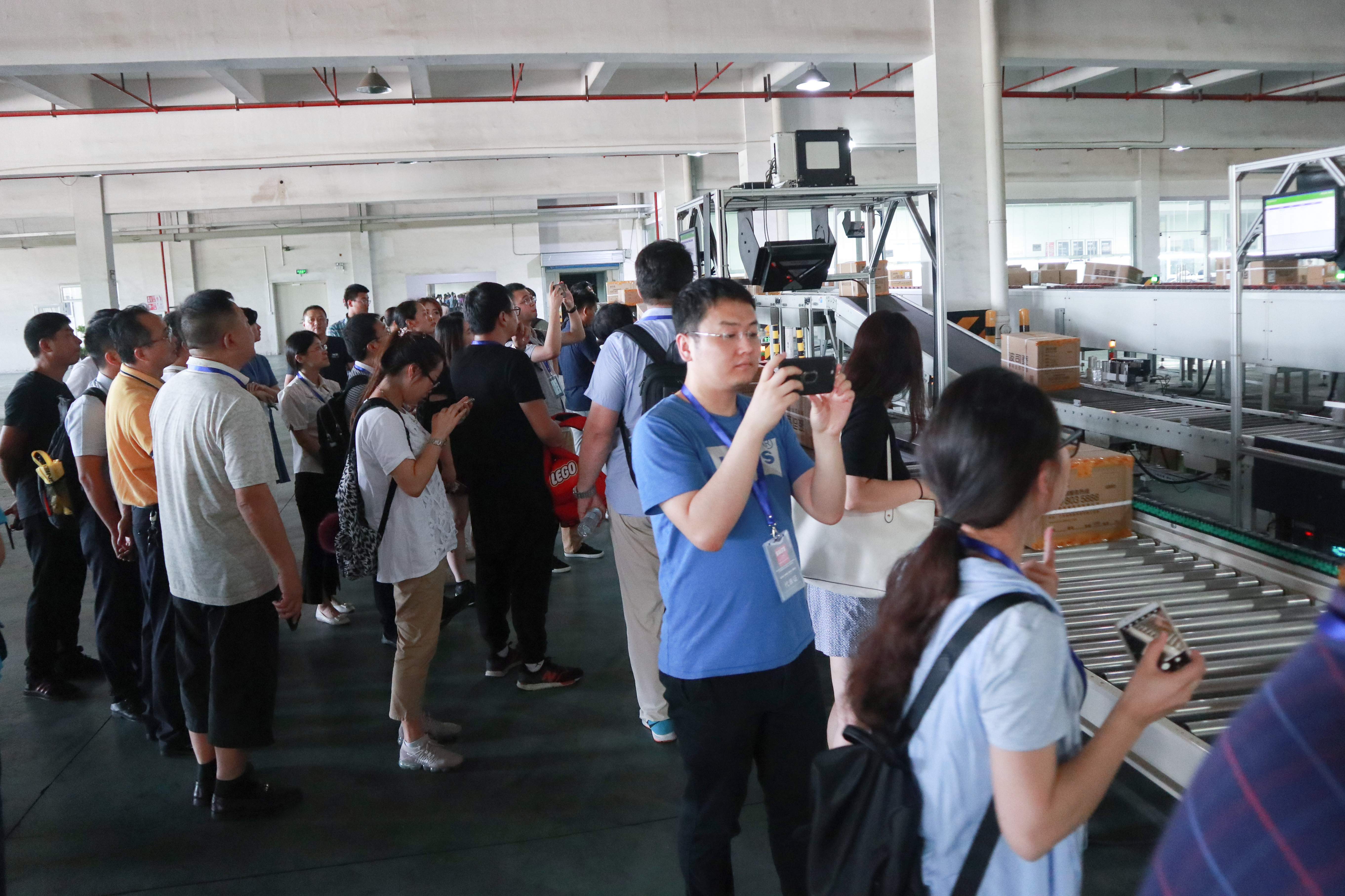 戴建國(guó)：我只是修路人 | FLA小秘書(shū)的GALTS 2018波司登集團(tuán)中央智能配送中心參觀之旅